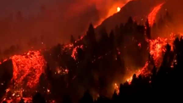 लावा समुद्र की ओर गति तेज हो रही है, मंडरा रहा ये खतरा 