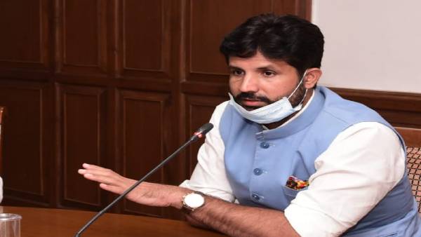 परिवहन मंत्री की विभागीय बैठक