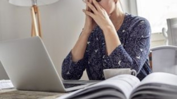 ऑफिस से जल्दी छुट्टी चाहती थीं ऐलिस