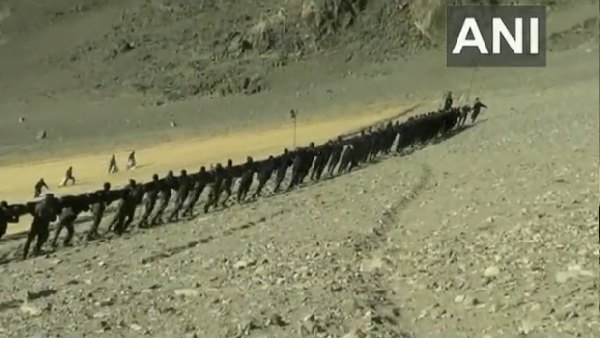 दुनिया का सबसे बड़ा खादी राष्ट्रीय ध्वज 