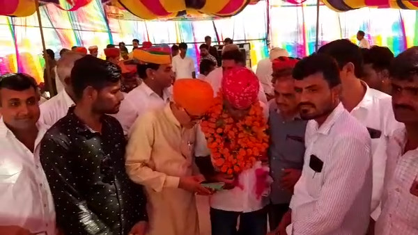 कांग्रेस प्रत्याशी के सामने वह चुनाव हार गईं