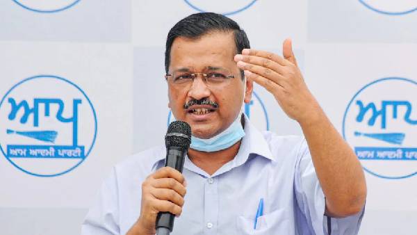 'आप की सरकार देगी किसानों को मुआवज़ा'