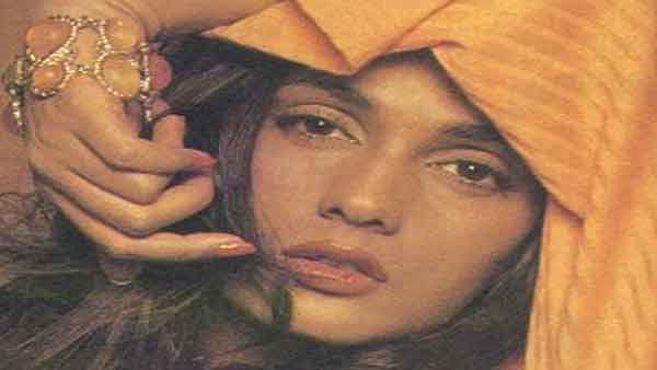 50 पार हैं आशिकी गर्ल अनु अग्रवाल