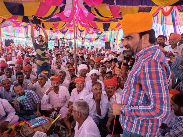 परसराम मदेरणा का करीबी परिवार