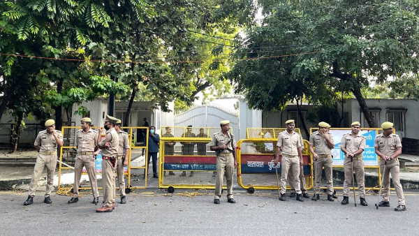 कुल मिलाकर 16 लोगों के खिलाफ FIR दर्ज कुल मिलाकर 16 लोगों के खिलाफ FIR दर्ज