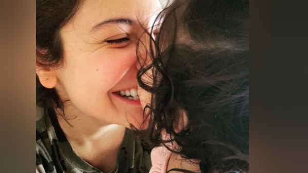 अनुष्‍का ने दुर्गाष्टिमी के खास मौके पर शेयर की फोटो 