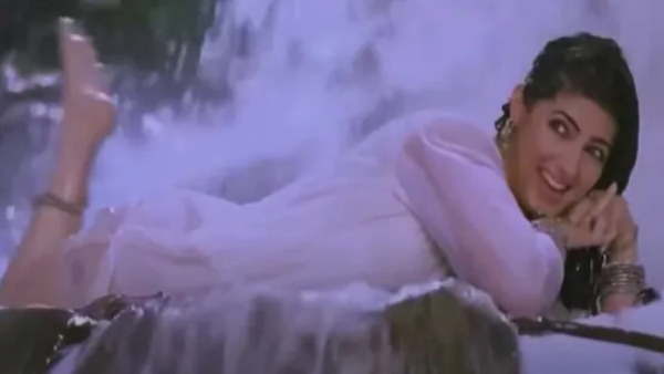 लोग बोले- धर्मेश दर्शन की बात कर रही हैं ट्विंकल