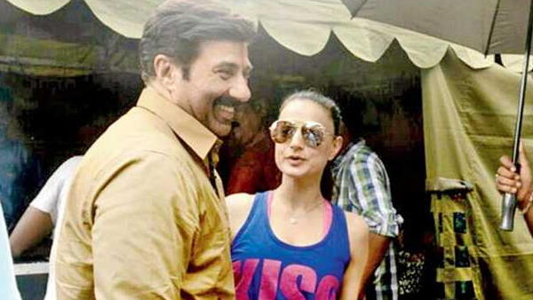 सनी और अमीषा बोले- 20 साल का इंतजार खत्म हुआ