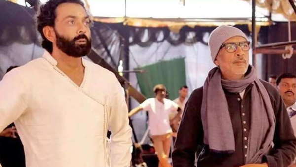 रविवार को हुआ जमकर हंगामा रविवार को हुआ जमकर हंगामा