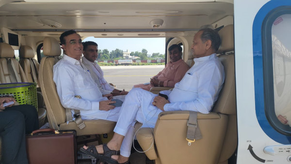 अशोक गहलोत व सचिन पायलट के बीच कोई बातचीत नहीं हुई