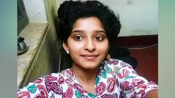 परीक्षा के लिए रजिस्टर्ड नहीं था नाम