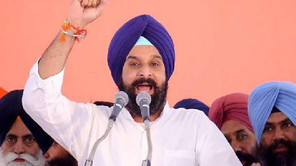 केंद्र सरकार के फैसले का खुलकर विरोध केंद्र सरकार के फैसले का खुलकर विरोध