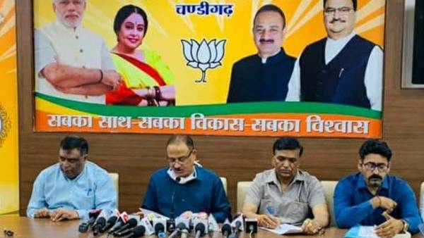 विशाल लंगर का आयोजन