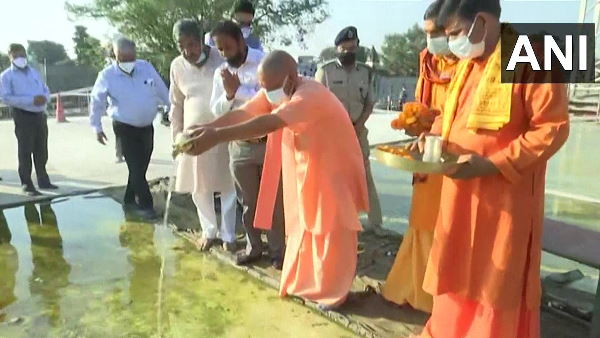 राजनीतिक दलों के एजेंडे में शामिल है अयोध्या 