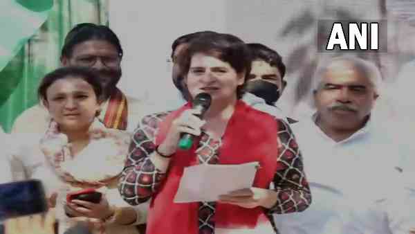 Congress Pratigya Yatra Congress General Secretary Priyanka Gandhi Vadra Barabanki UP Election 2022 Congress Pratigya Yatra Congress General Secretary Priyanka Gandhi Vadra Barabanki UP Election 2022