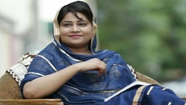 AAP के कार्यकर्ता लगातार कर रहे मांग AAP के कार्यकर्ता लगातार कर रहे मांग