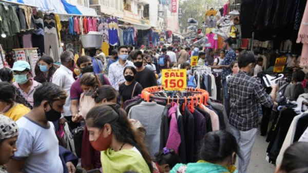 दुकानदार भी कम ला रहे चीनी सामान