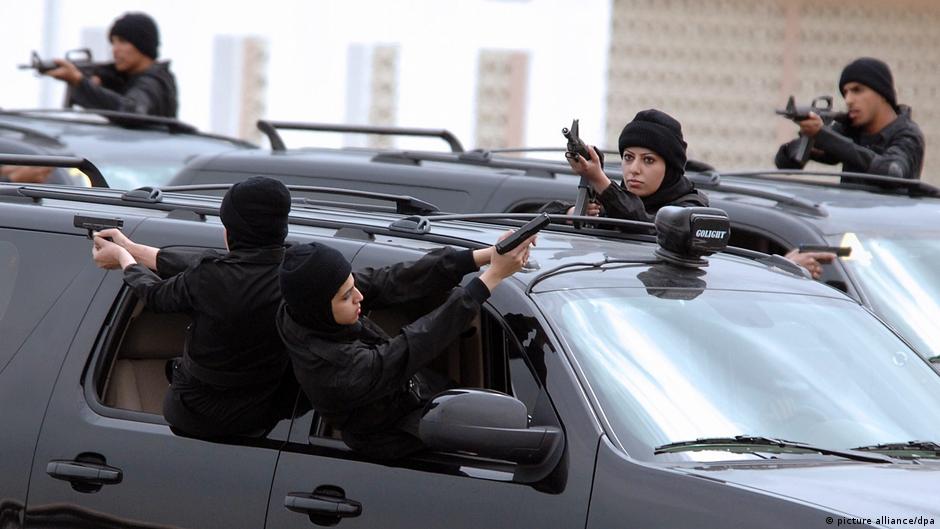 पुलिस की ट्रेनिंग में शामिल कुवैती महिलाएं