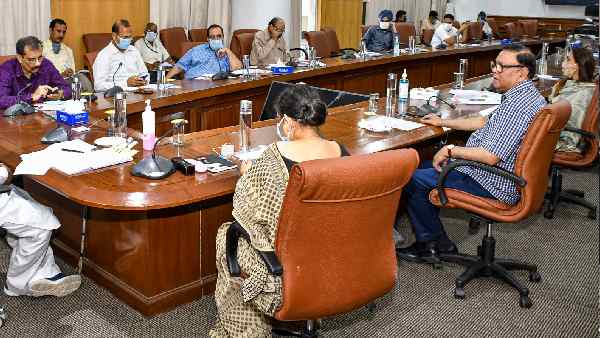 कोविड की वजह से बायोमेट्रिक-सिस्टम का इस्तेमाल बंद है