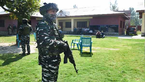 टीआरएफ के पीछे कौन हैं और इसका मकसद क्या है? टीआरएफ के पीछे कौन हैं और इसका मकसद क्या है?