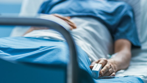 सिर पर वार कर किया बेहोश, काटकर अलग किया प्राइवेट पार्ट सिर पर वार कर किया बेहोश, काटकर अलग किया प्राइवेट पार्ट