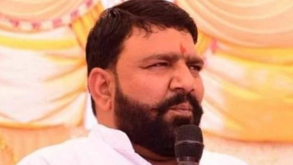 हिम्मतटसर बस स्टैण्ड के पास की घटना हिम्मतटसर बस स्टैण्ड के पास की घटना