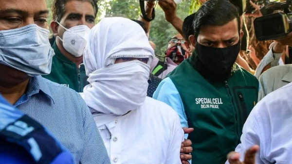 एके 47 व हथगोले भी बरामद