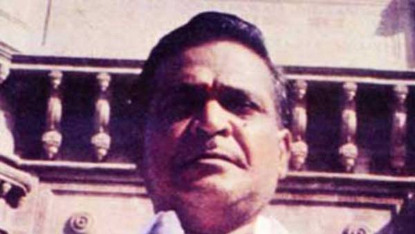 डॉन वरदाराजन की पेशकश डॉन वरदाराजन की पेशकश