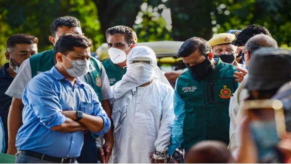 शादी करके भारतीय दस्तावेज किए 