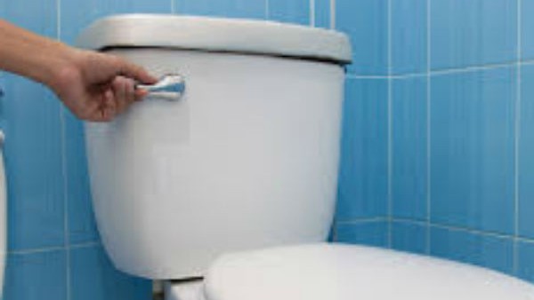 शुरू में लगा खिलौना