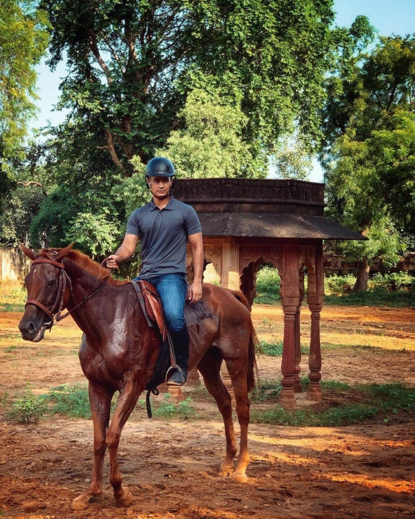 घुड़सवारी का शौक रखते हैं आईपीएस मृदुल कच्छावा