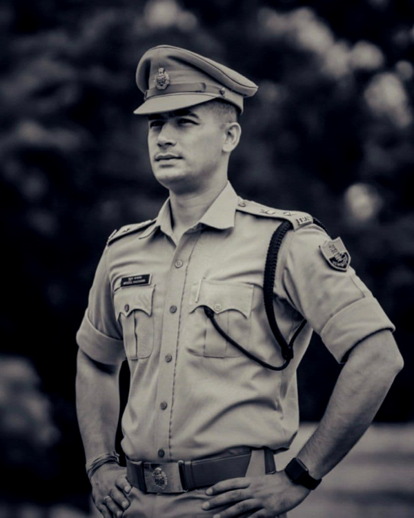 कौन हैं आईपीएस मृदुल कच्छावा? 