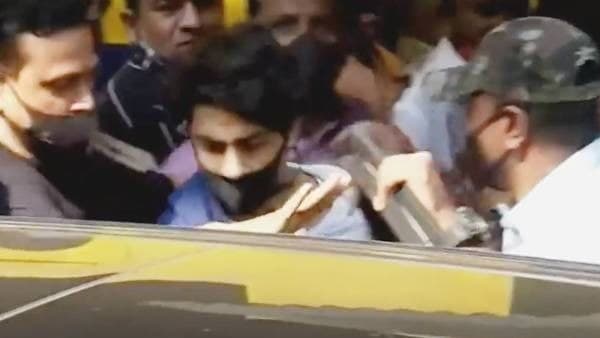 27 दिन बाद जेल से रिहा आर्यन