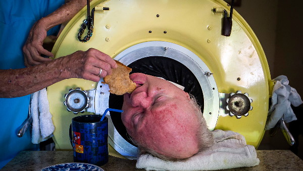 1952 से ही मशीन में बंद हैं पॉल