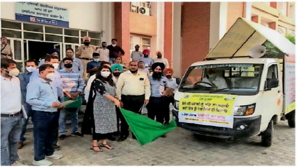Punjab government will give cash reward to panchayats, farmers and cooperative societies that do not burn stubble Punjab government will give cash reward to panchayats, farmers and cooperative societies that do not burn stubble