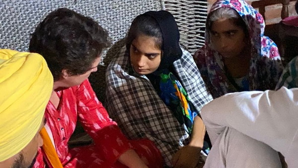 Rahul Gandhi, Priyanka Gandhi meet family members of farmer who died in Lakhimpur Kheri 