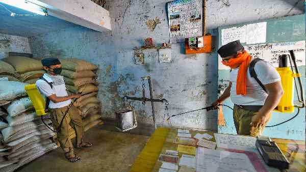 किन राज्यों सरकारी कर्मचारियों पर अभी भी है पाबंदी ?