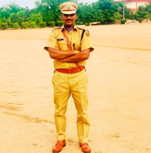 50 से ज्यादा परीक्षाओं में हिस्सा लिया