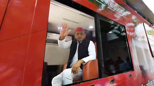 सपा का दावा- पुराने रिकॉर्ड तोड़ रही विजय यात्रा 