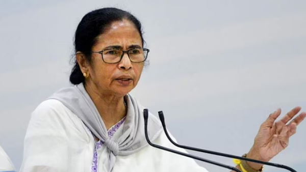 निर्विवाद नेता के तौर पर उभर रही हैं ममता निर्विवाद नेता के तौर पर उभर रही हैं ममता