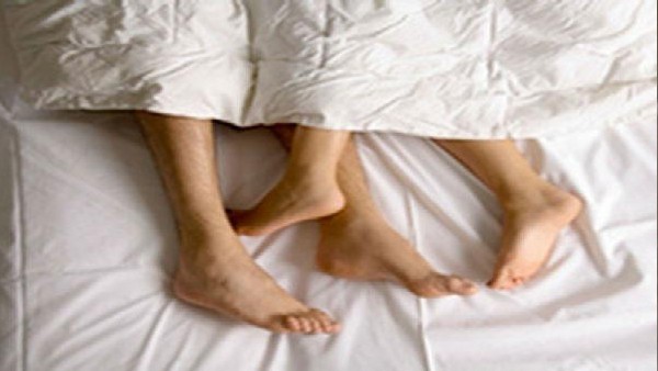 बास्केटबॉल प्रैक्टिस के बाद करतीं थी उसका इंतजार बास्केटबॉल प्रैक्टिस के बाद करतीं थी उसका इंतजार