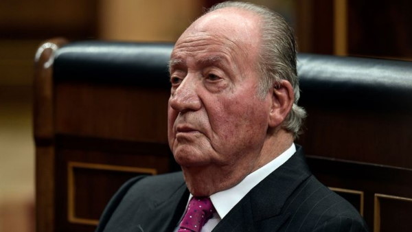 शरीर में डालने पड़े फीमेल हार्मोन