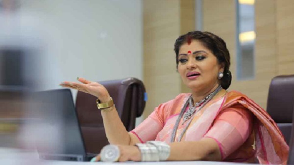 'एयरपोर्ट पर मुझे हर बार कृत्रिम अंग को हटा कर दिखाना होता है'