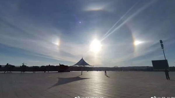 तीन सूर्य का चक्कर लगा रहा है ग्रह