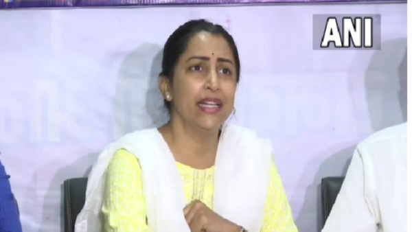 क्रांति रेडकर वानखेड़े ने कही ये बात