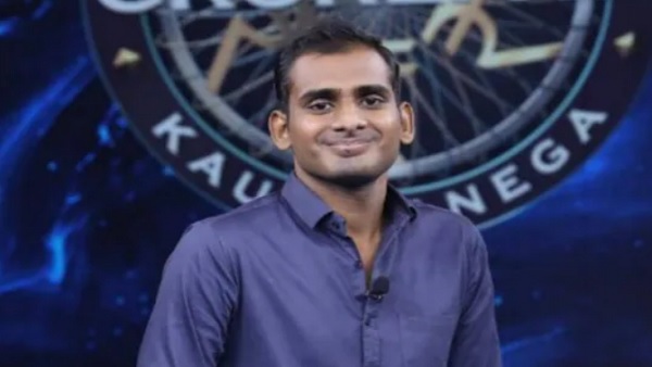 ज्ञान अर्जन में समाचार पत्रों का बहुत बड़ा हाथ ज्ञान अर्जन में समाचार पत्रों का बहुत बड़ा हाथ