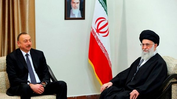 अजरबैजान ने भी दी धमकी अजरबैजान ने भी दी धमकी