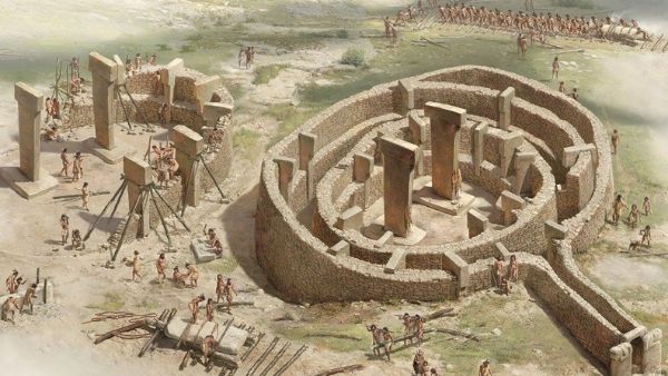 खुदाई में मिली दुर्लभ चीजें