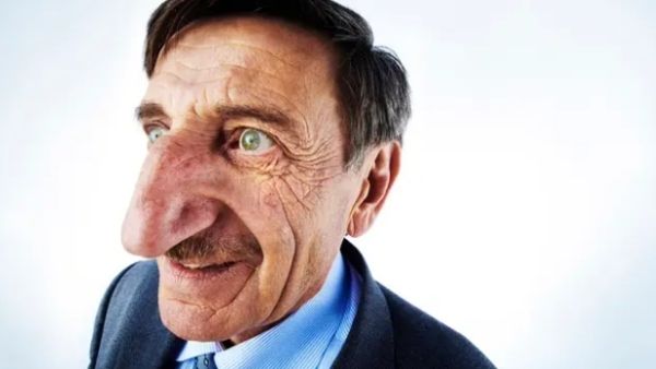 दुनिया में सबसे लंबी है नाक