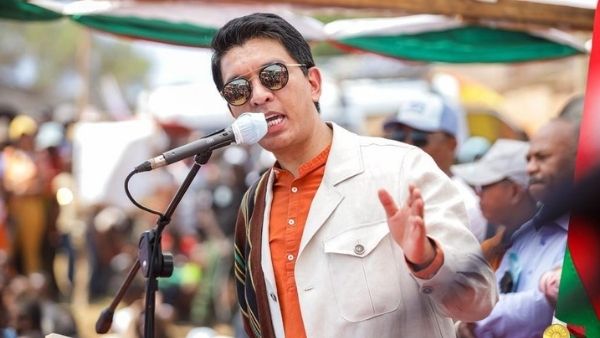 मेडागास्कर ने खोला मोर्चा